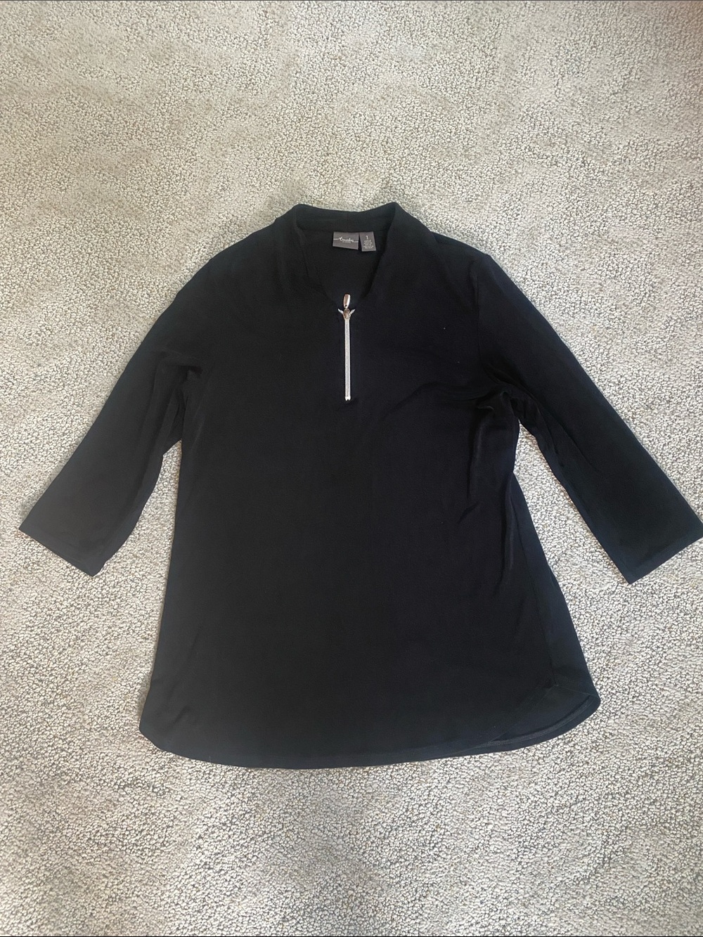 Women's Black 3/4 Sleeve Zip-Front Tunic Top
